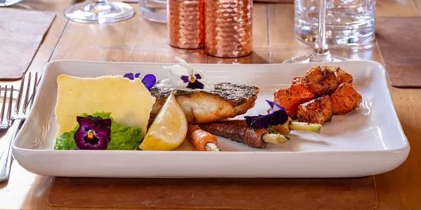 Restaurant image
