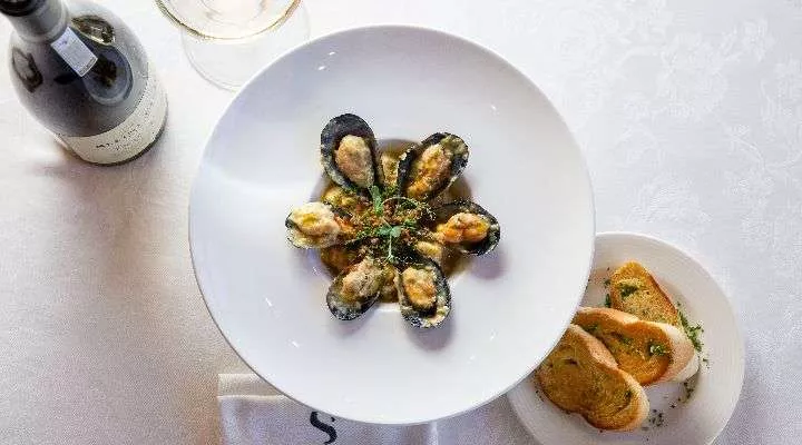 Restaurant image