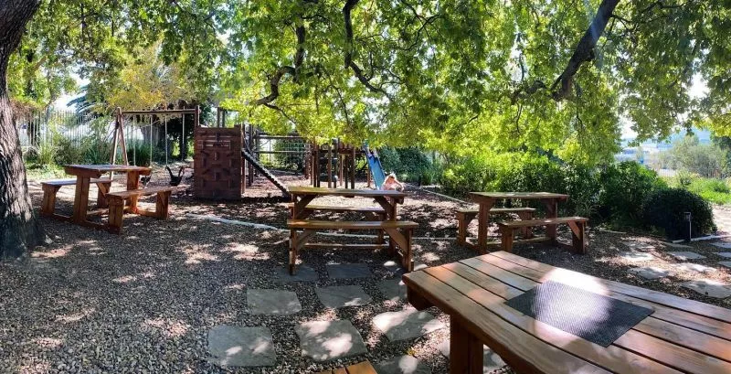 Restaurant image