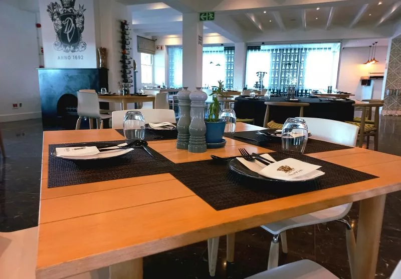Restaurant image