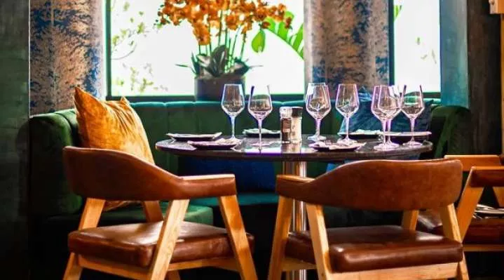 Restaurant image