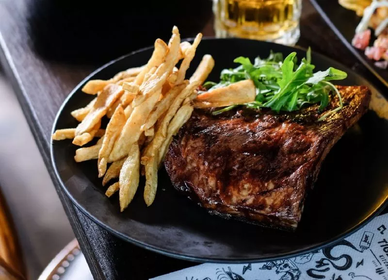 Restaurant image