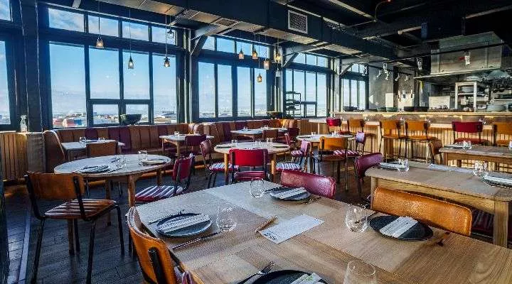 Restaurant image