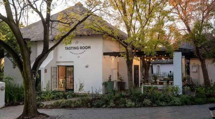 Restaurant image