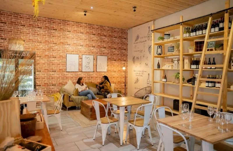 Restaurant image