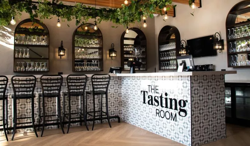 Restaurant image