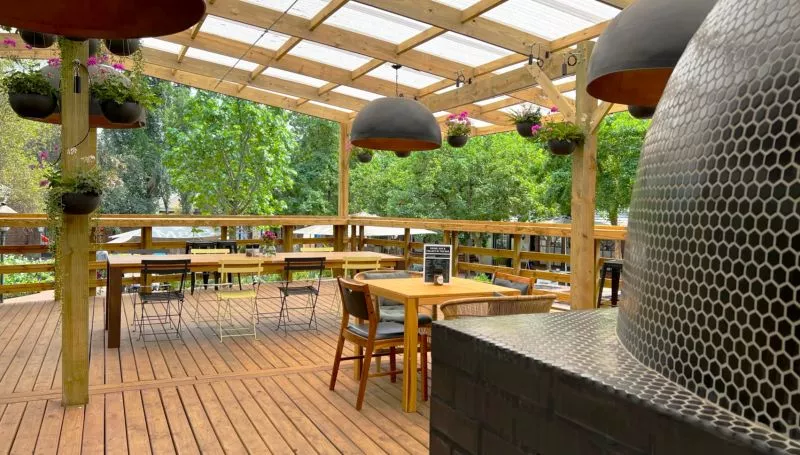 Restaurant image