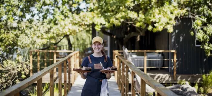 Restaurant image