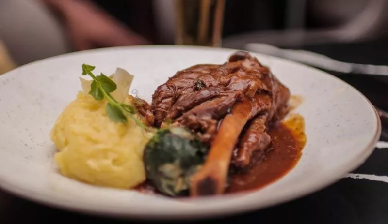 Restaurant image