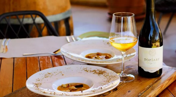 Restaurant image