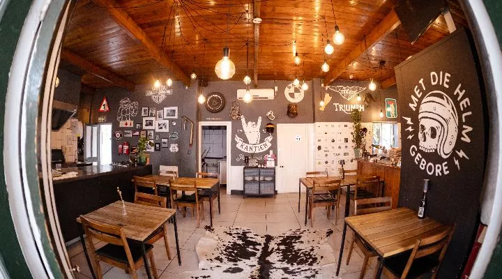 Restaurant image