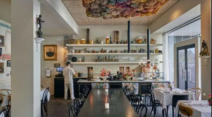 Restaurant image