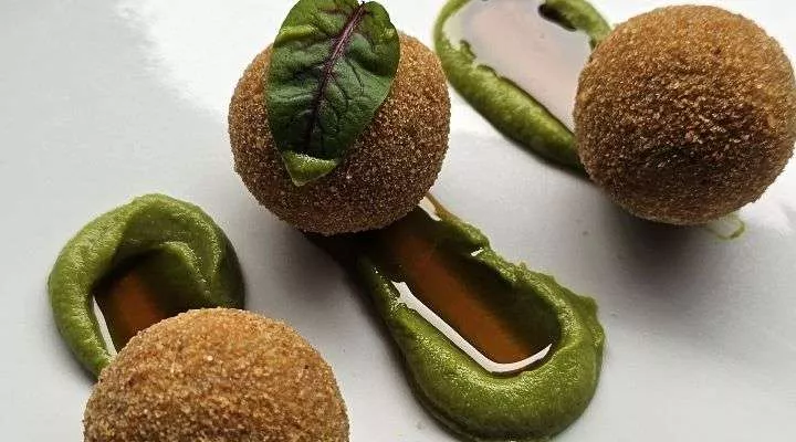 Restaurant image