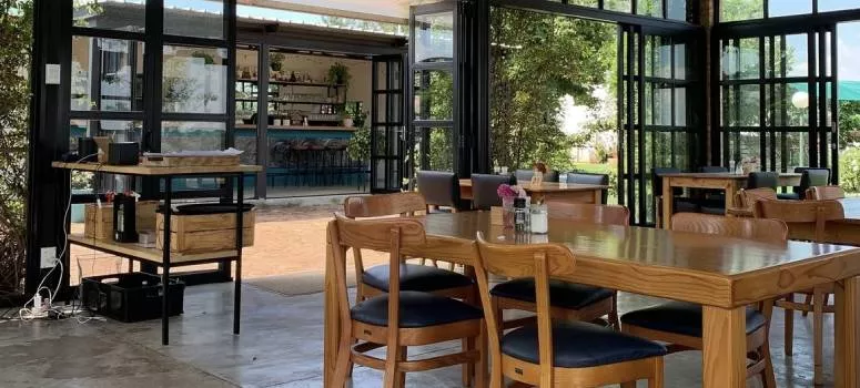 Restaurant image