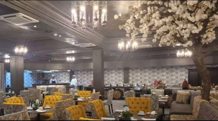 Restaurant image