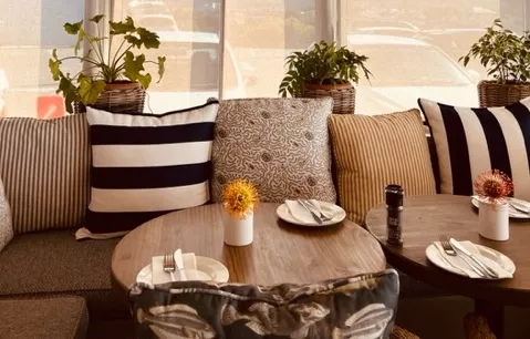 Restaurant image