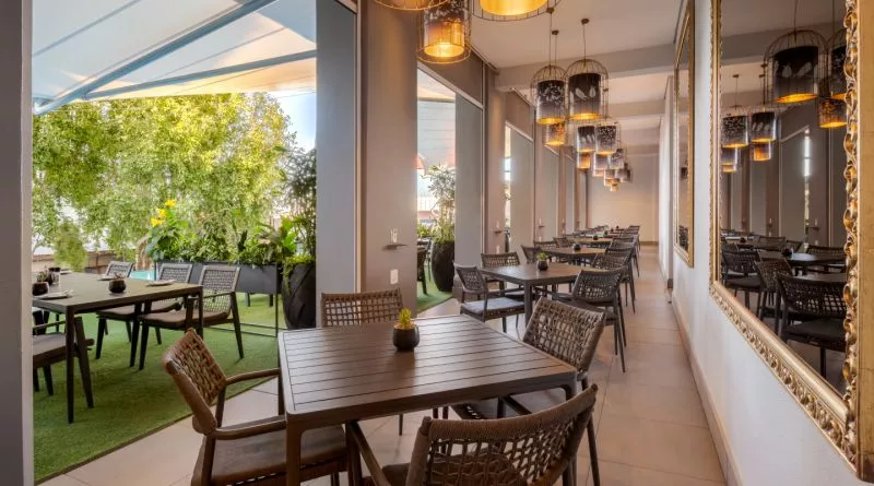 Restaurant image