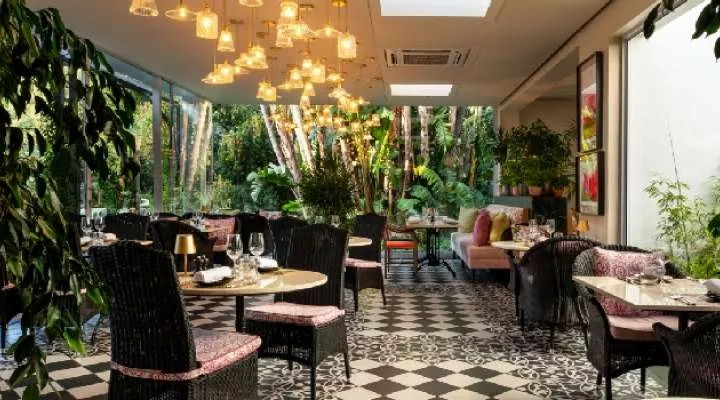 Restaurant image