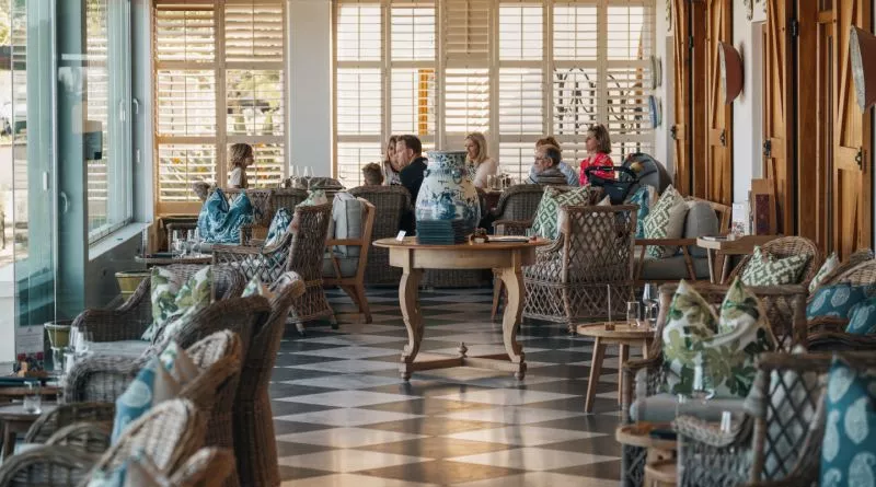 Restaurant image