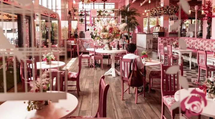Restaurant image