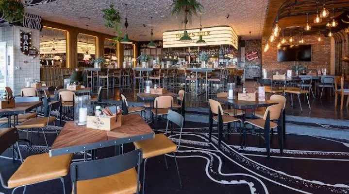 Restaurant image