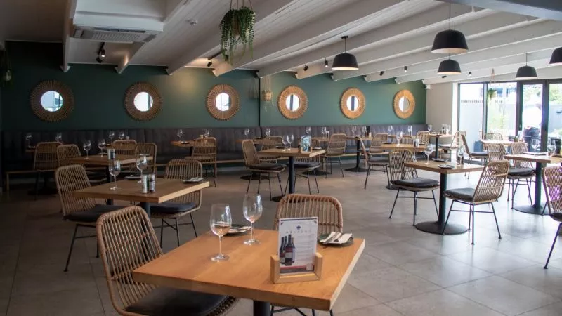 Restaurant image