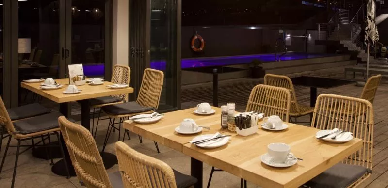 Restaurant image