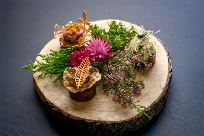Restaurant image