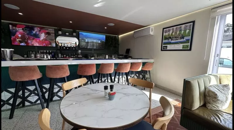 Restaurant image