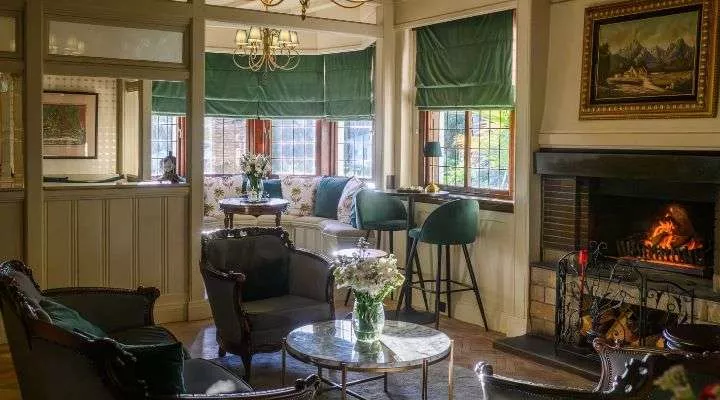 Restaurant image