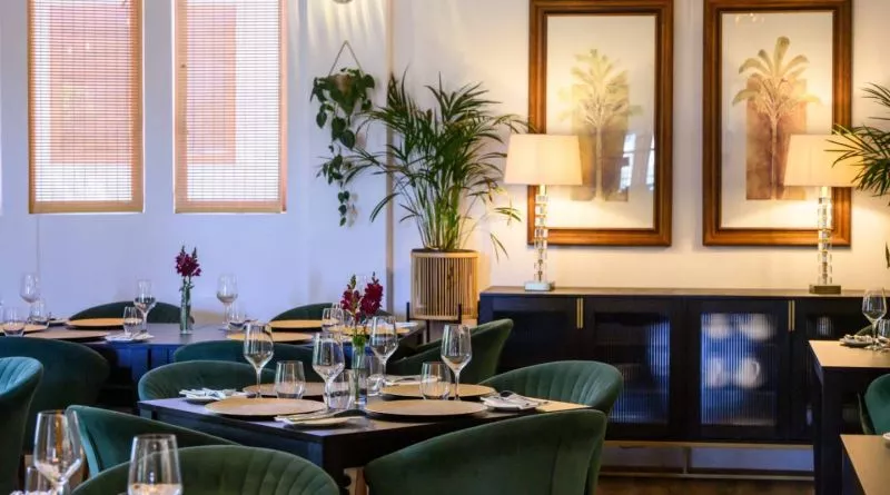 Restaurant image