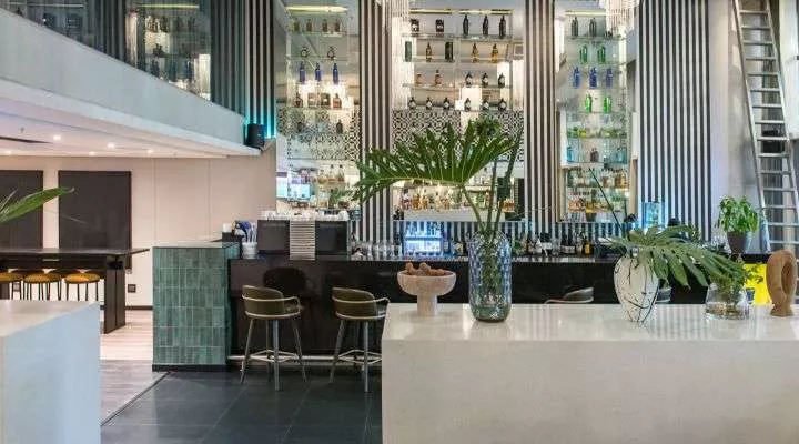 Restaurant image