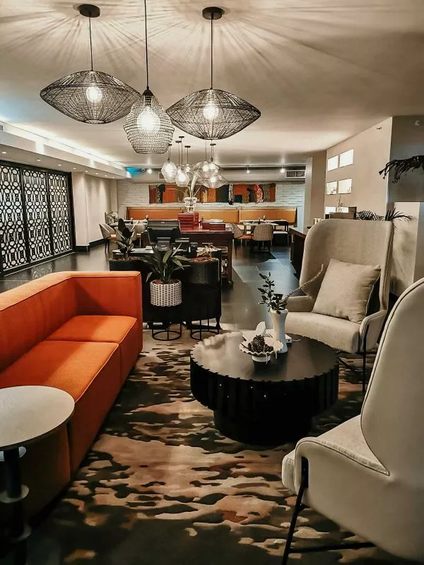 Restaurant image