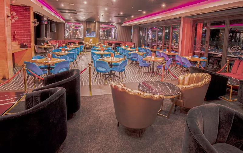 Restaurant image
