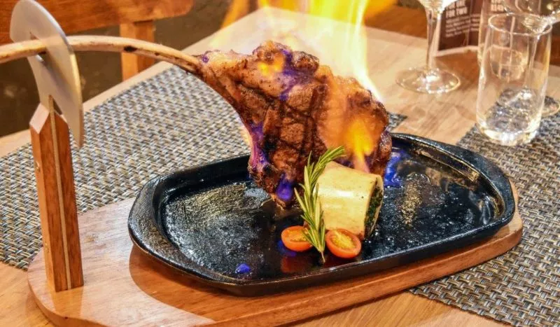 Restaurant image