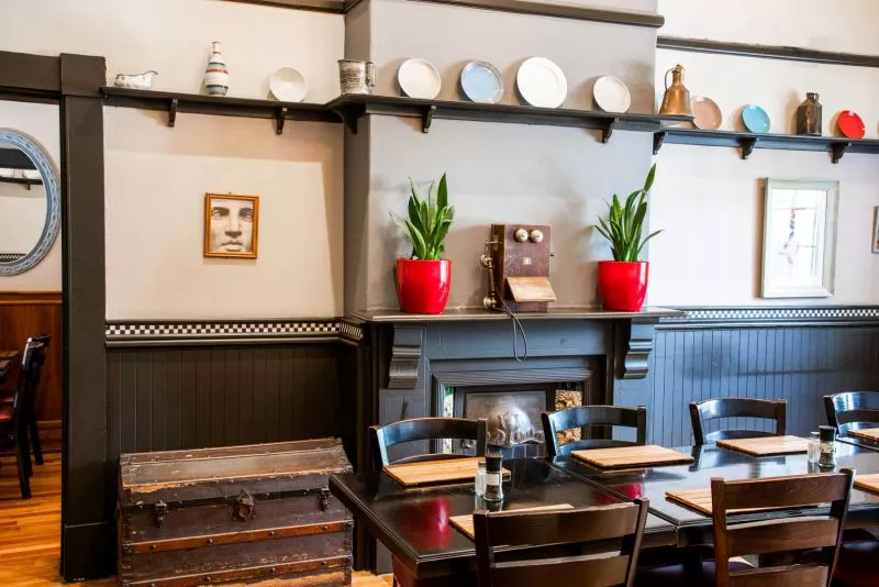 Restaurant image
