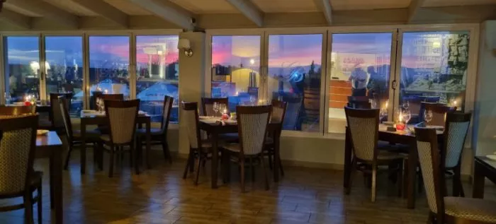 Restaurant image