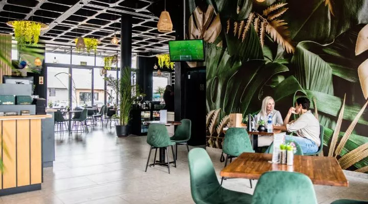 Restaurant image