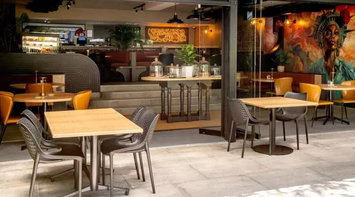 Restaurant image