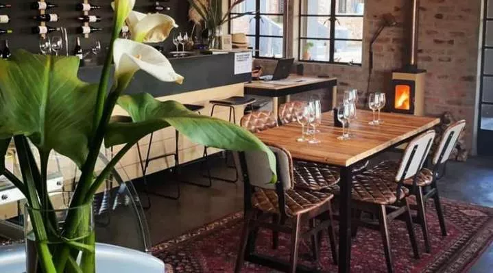 Restaurant image