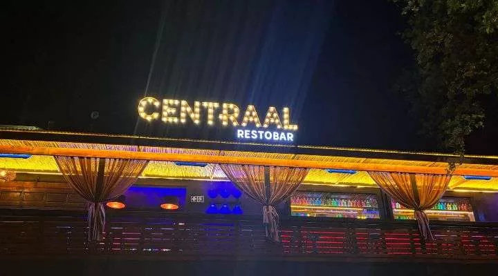 Restaurant image