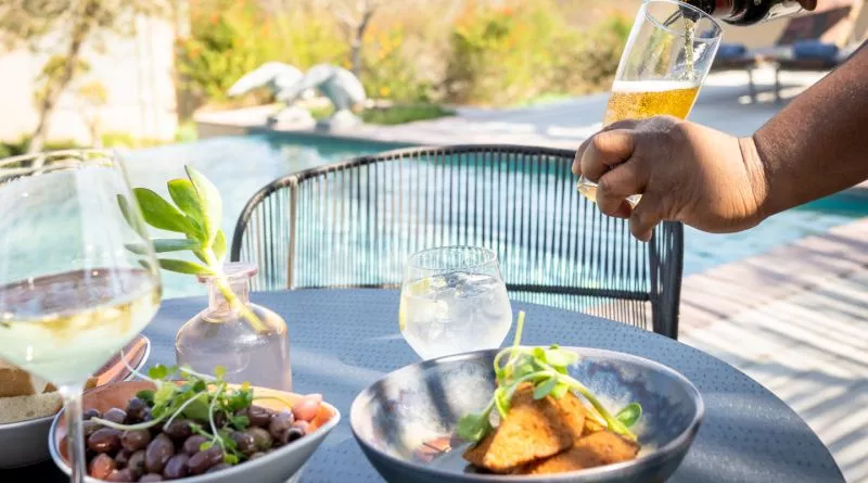 Restaurant image