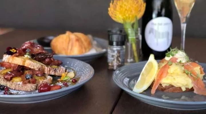 Restaurant image