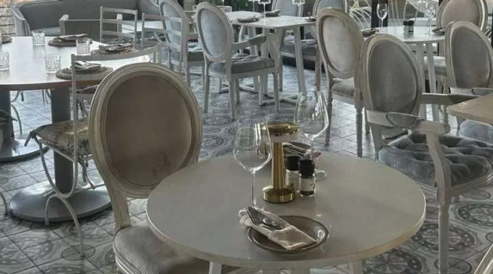Restaurant image