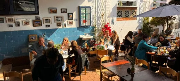 Restaurant image