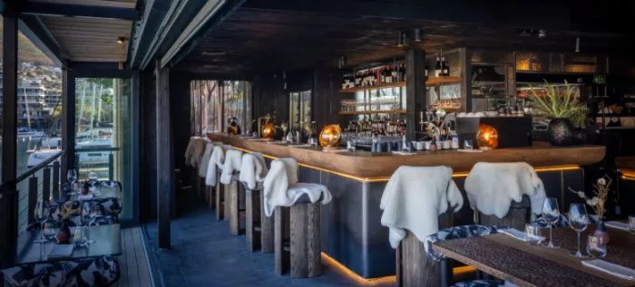 Restaurant image