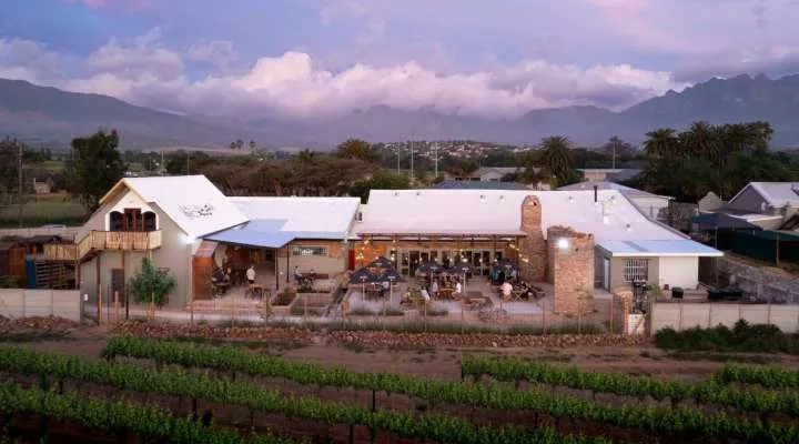 Restaurant image