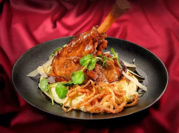 Restaurant image