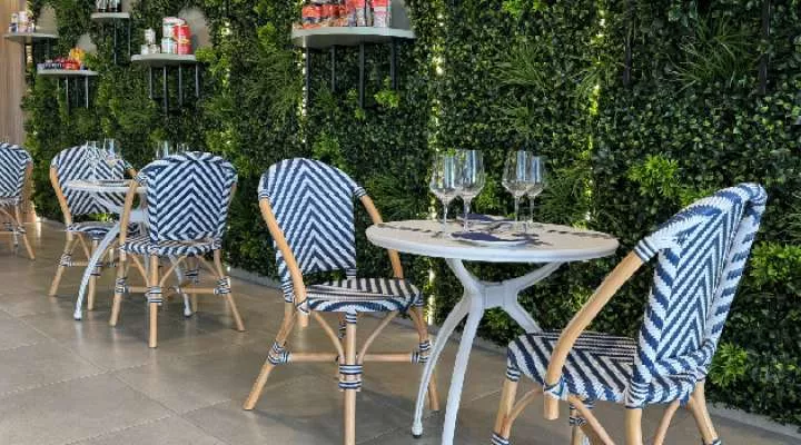 Restaurant image