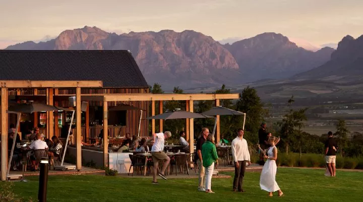 Restaurant image